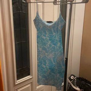 Pretty Little Thing mini dress